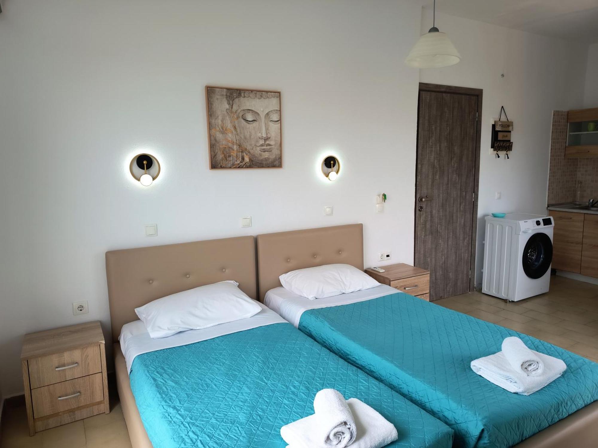 Lilian'S Seaview-Party Street-Youth Studios Rhodes City Rom bilde