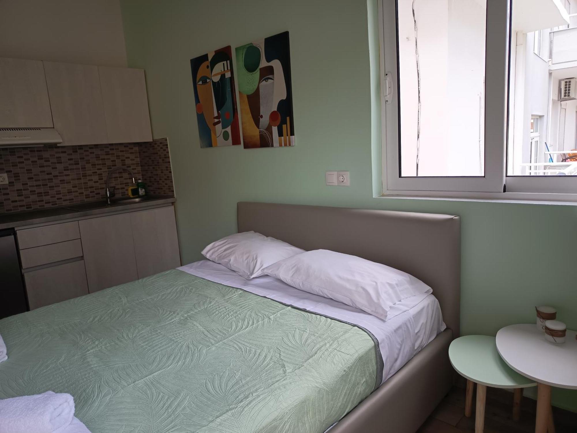 Lilian'S Seaview-Party Street-Youth Studios Rhodes City Rom bilde